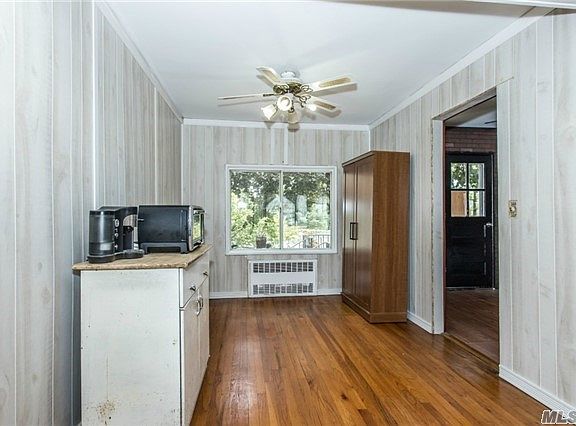 5th image of 801 Lawrence St