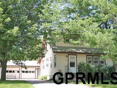 (Undisclosed Address), Lincoln, NE, 68508