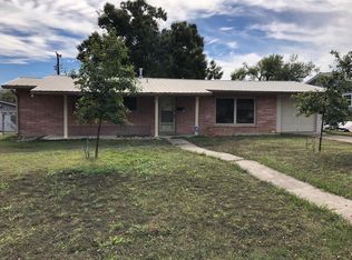 618 Shadywood Ln, San Antonio, TX 78216