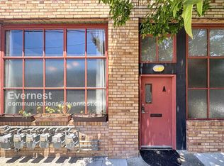 2201 West St APT A, Oakland, CA 94612