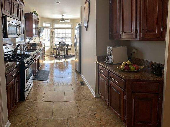 5th image of 8741 Crystal Creek Dr