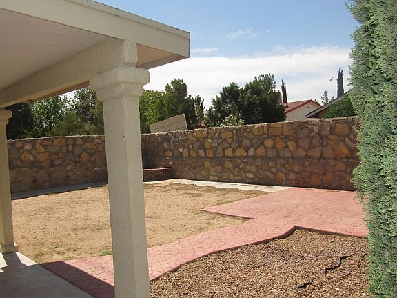 4th image of 12044 Cannon Hill Dr