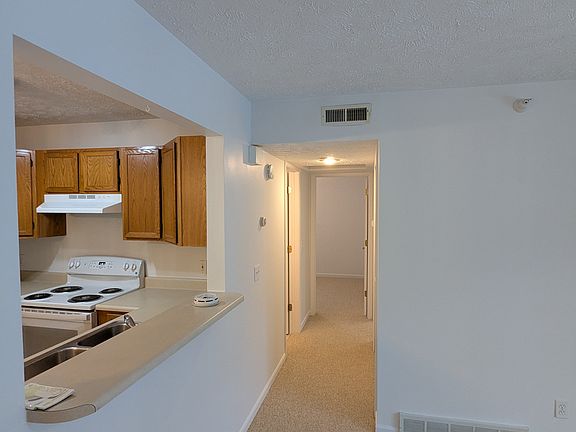 2nd image of 333 S Garfield Ave APT A7