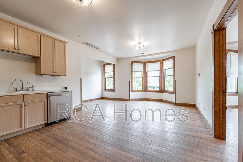 1st image of 243 E 11th St APT 2