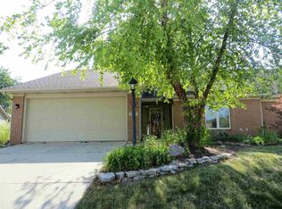 608 Tattersholl Ct, Fort Wayne, IN 46804