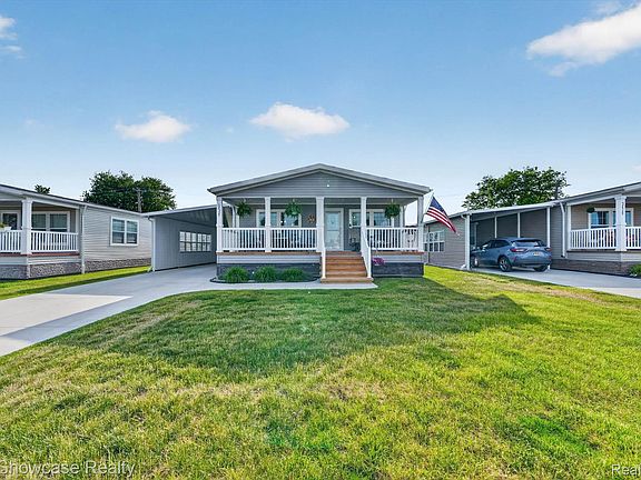 3rd image of 52525 Willow Wood Ct