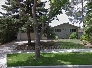 7614 149th St NW, Edmonton, AB T5R1A9