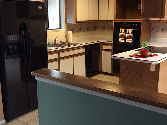 double oven, compactor frig