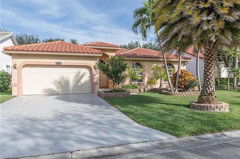 1st image of 6059 NW 74th St
