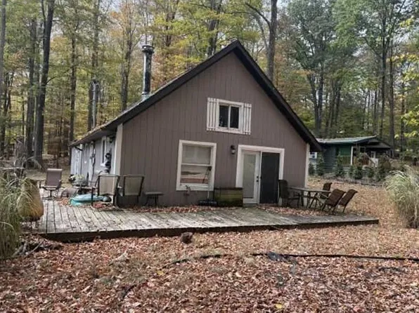 57 Culebra Ct, Du Bois, PA 15801