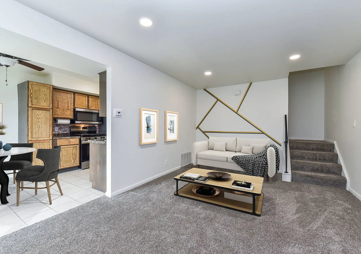 2 bed, 1.5 bath, 1100 sqft, $1,950 — Photo 2