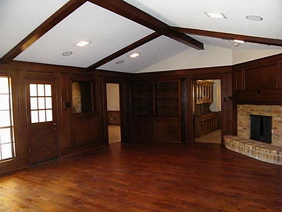 4th image of 2609 Club Meadow Dr