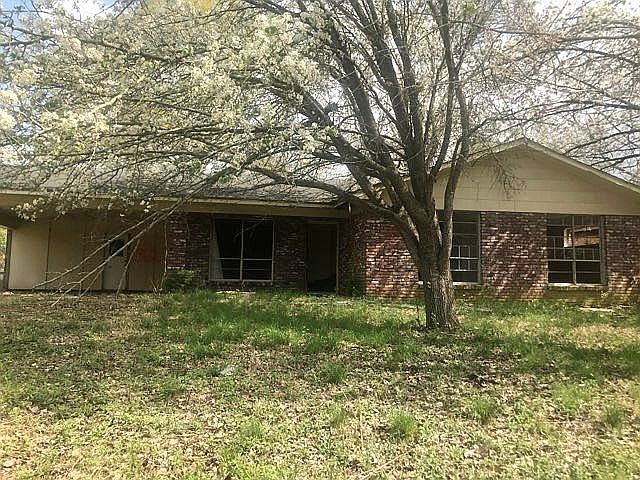 1st image of 3362 Fleetwood Dr