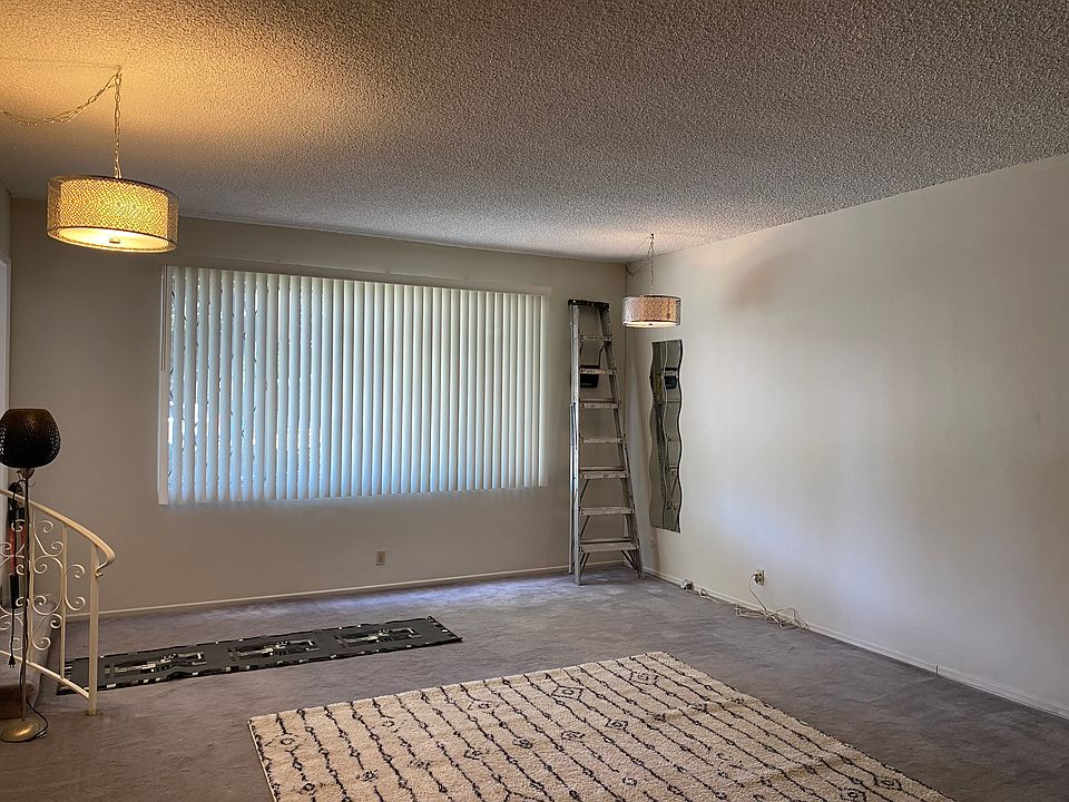 1st image of 116 W Ellis Ave APT 1