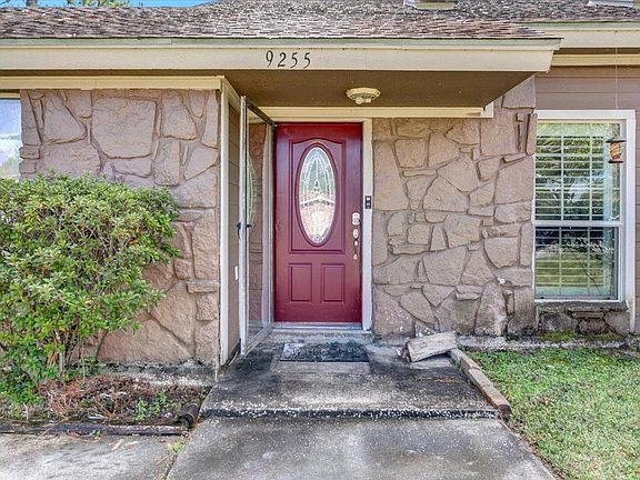 4th image of 9255 Stonewood Dr