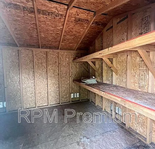13235 Country Park Ave — Photo 43