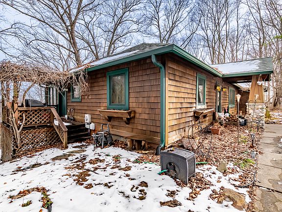 4th image of 3671 State Road 135 N