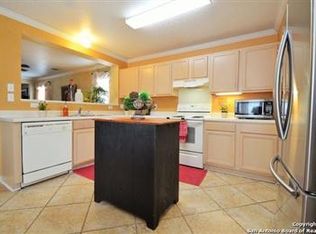 135 Jetlyn Dr, San Antonio, TX 78249