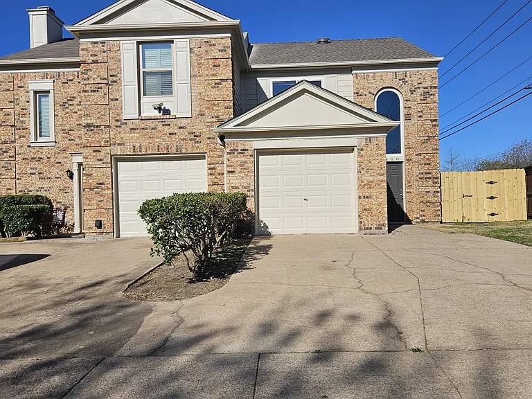 3400 Ramey Dr — Photo 3