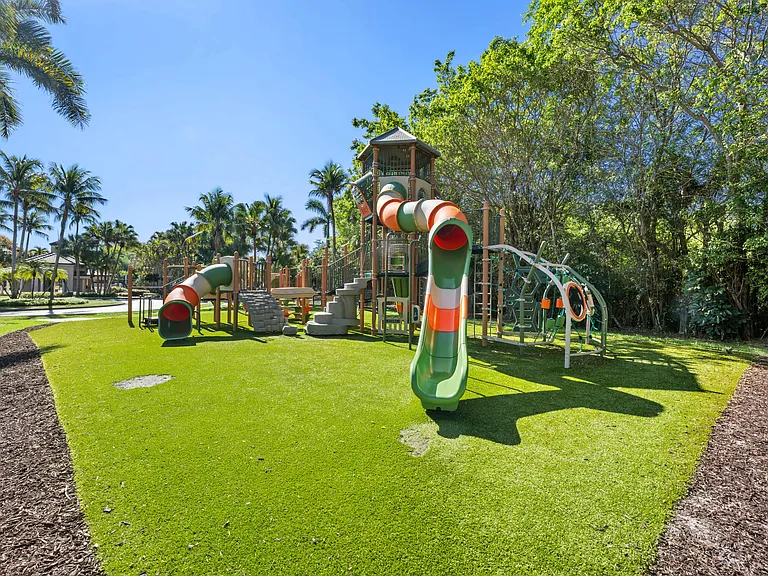 Palm Haven at Deer Creek — Photo 35