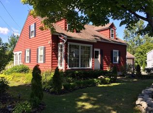 10 Francis St, Greenfield, MA 01301