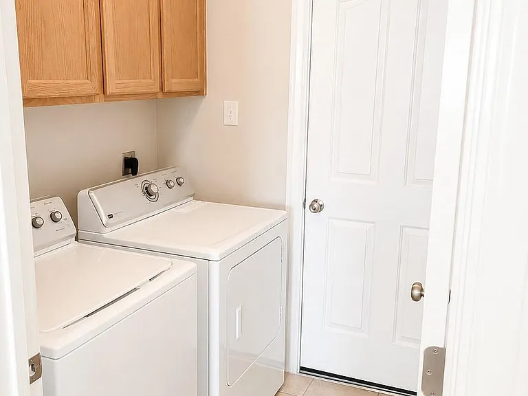 24914 Rosevale Ct — Photo 11