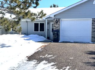 852 Highview Dr UNIT C, New Richmond, WI 54017