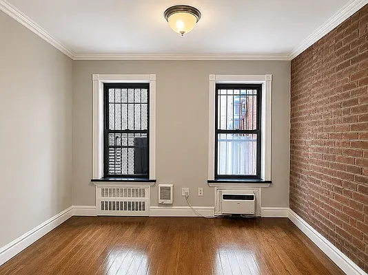 Living room, photo 1