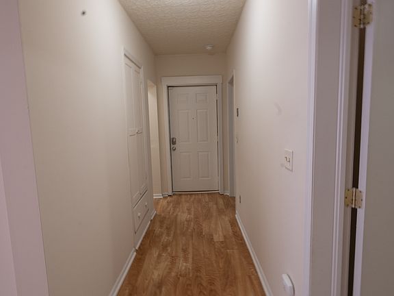 5th image of 106 W 8th Ave APT D