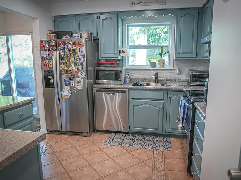 14 Beau St — Photo 4