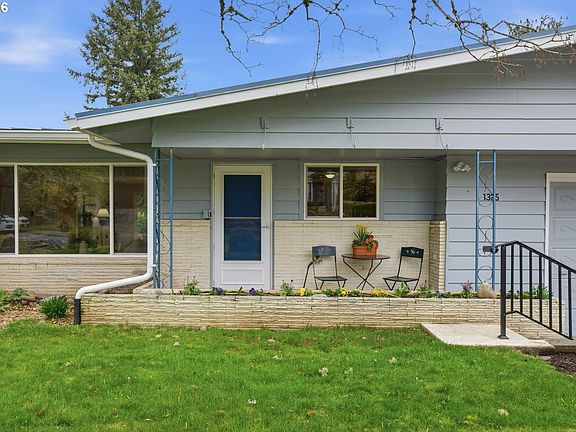 2nd image of 1325 NW 9th St