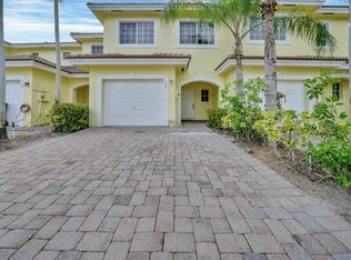 753 Imperial Lake Rd, West Palm Beach, FL 33413
