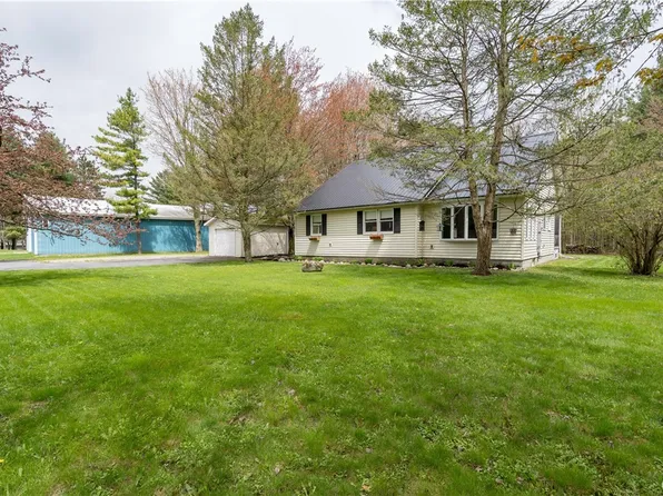 39176 Nys Rte #180, La Fargeville, NY 13656