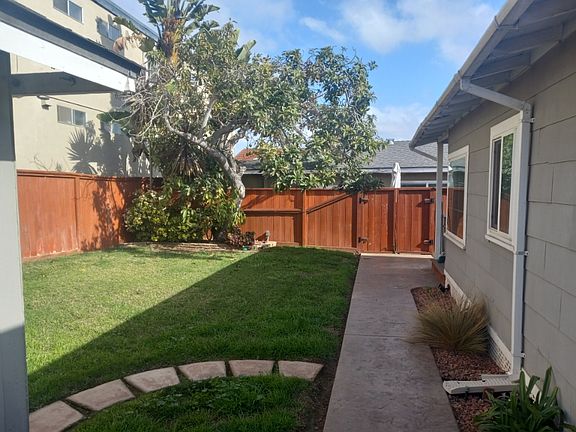 2nd image of 4356 Valeta St
