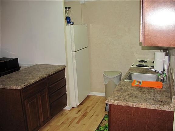4th image of 1700 Clinch Ave APT 402