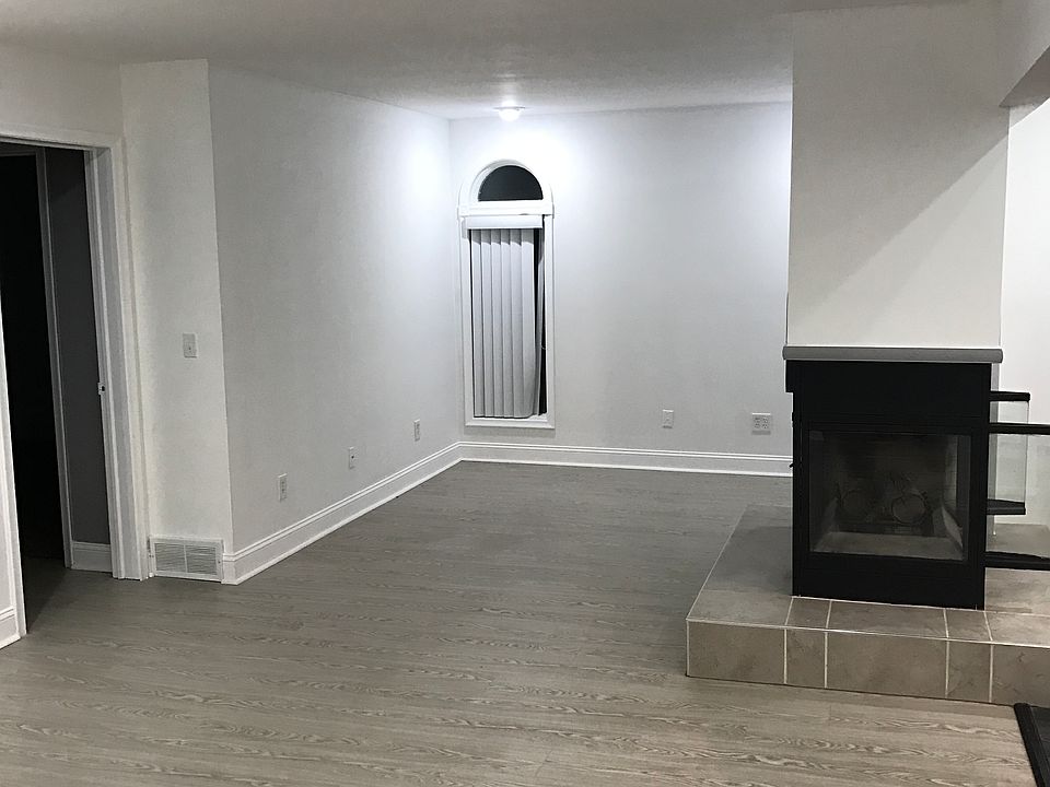 1st image of 26610 Wilson Dr