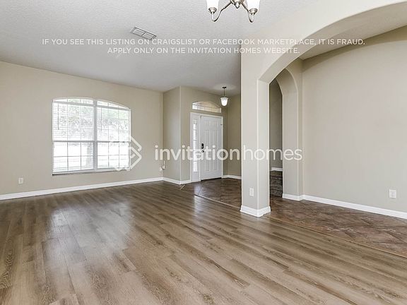 4th image of 2746 Eagle Glen Cir