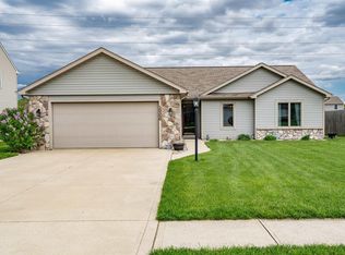 15350 Bears Breech Ct, Huntertown, IN