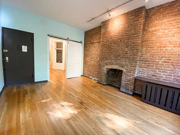 3rd image of 329 E 88th St APT 2E