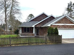 2950 Willows Rd, Long Beach, WA 98631