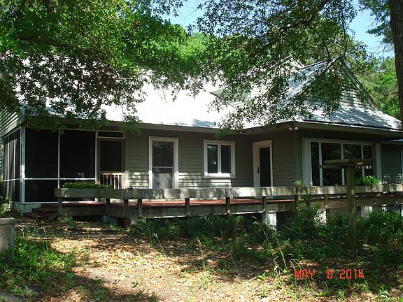 3rd image of 900 W West St