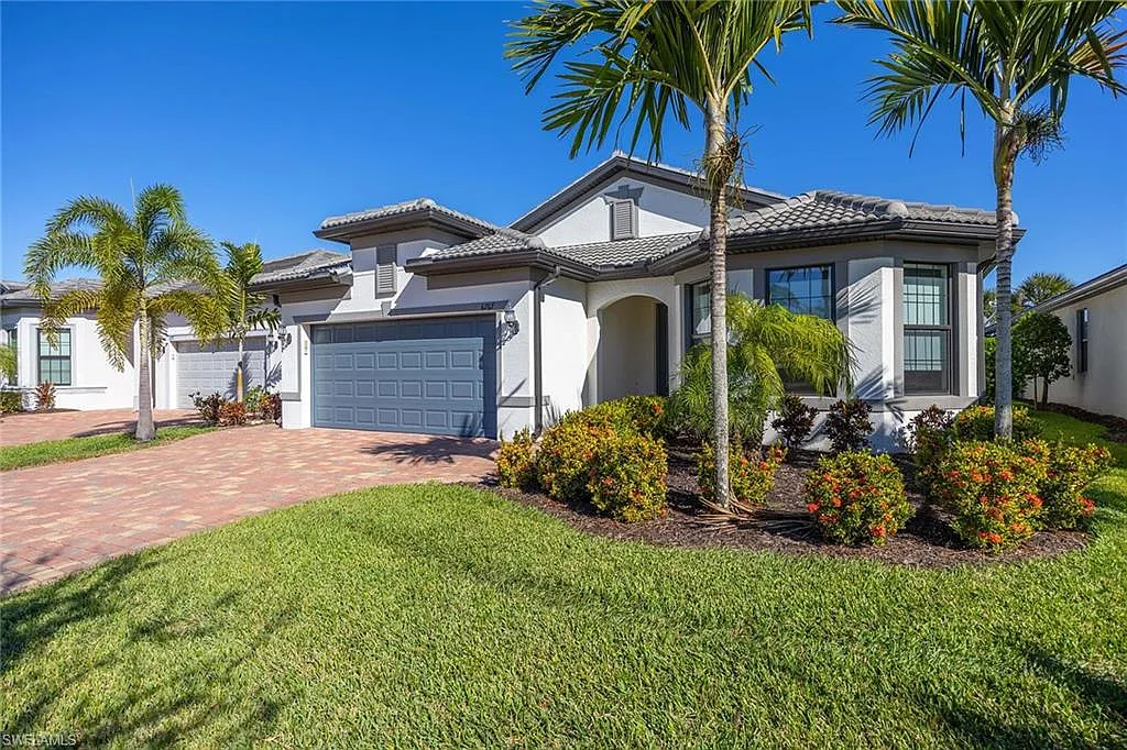 3 bed, 2.0 bath, 2185 sqft, $10,500 — Photo 1