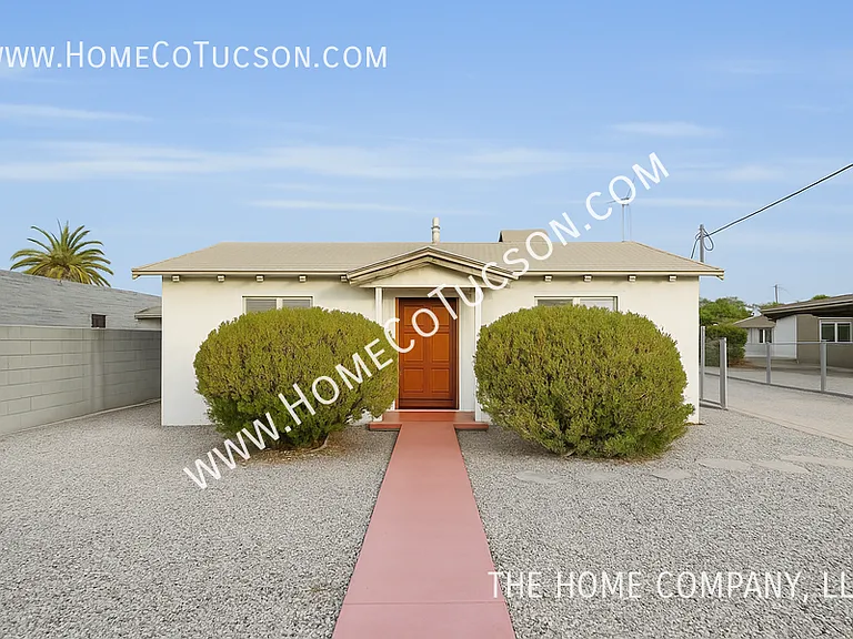 3625 S Lundy Ave — Photo 1