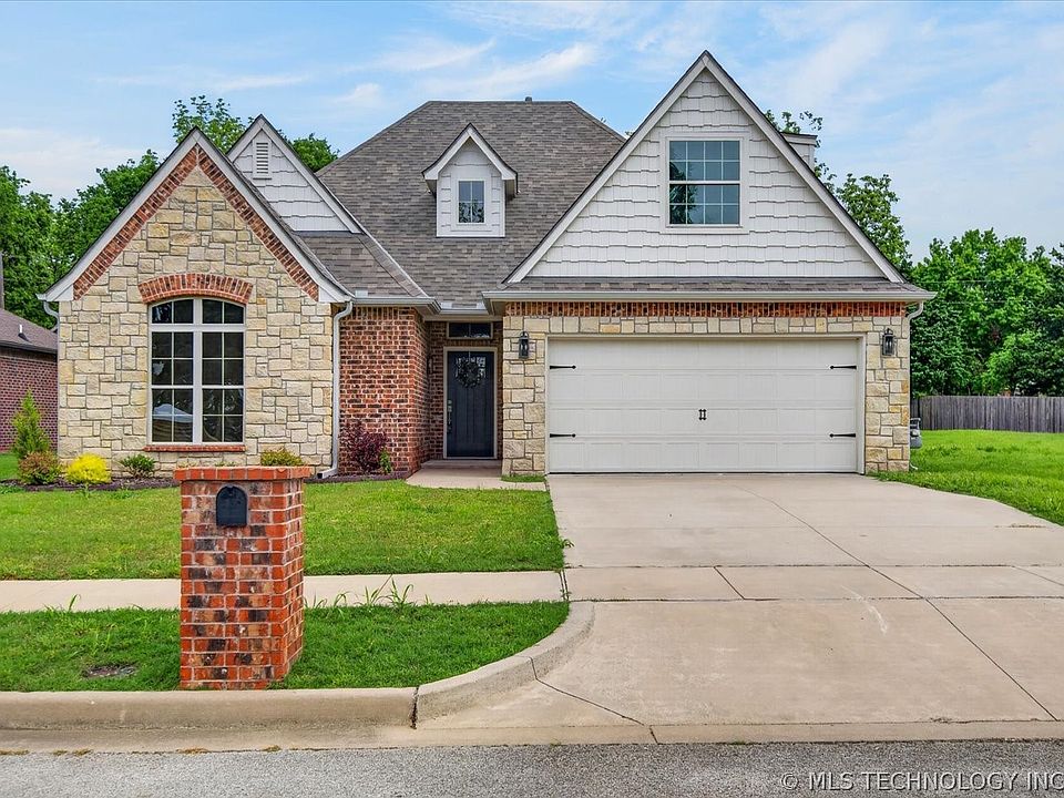 1st image of 3224 Boardwalk Ct