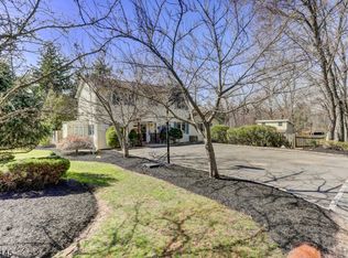 763 Chimney Rock Rd, Martinsville, NJ 08836