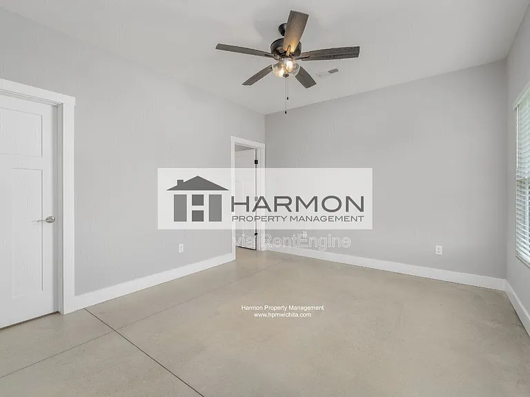 2150 S Thatcher Ct — Photo 8