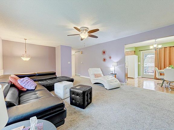4th image of 812 Valleyway Dr