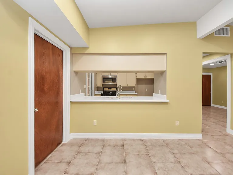 5326 Heatherbrook Dr — Photo 14
