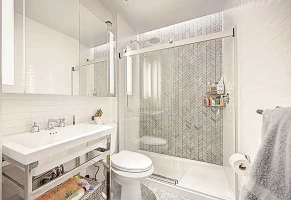 Rented by Urbane Brokerage | media 24