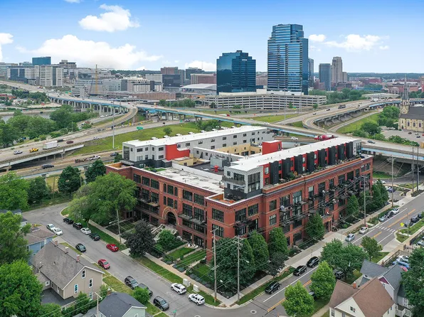 600 Broadway Ave NW APT 226, Grand Rapids, MI 49504